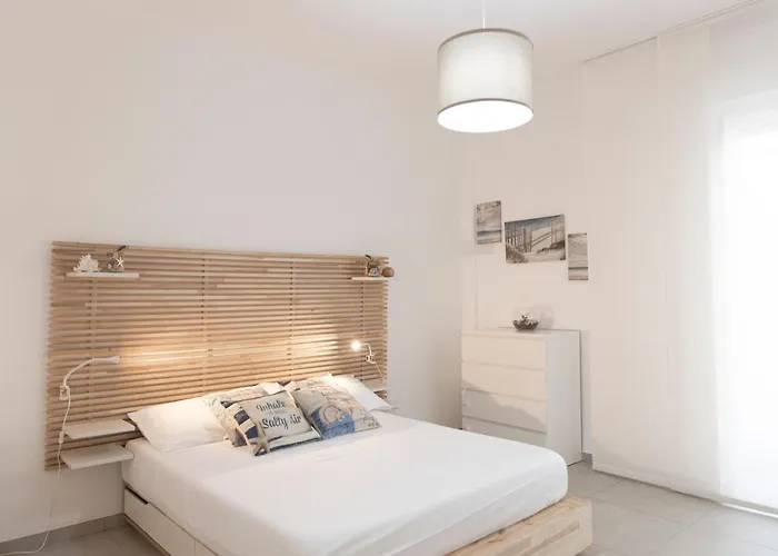 Paradise Near The Sea Apartament *