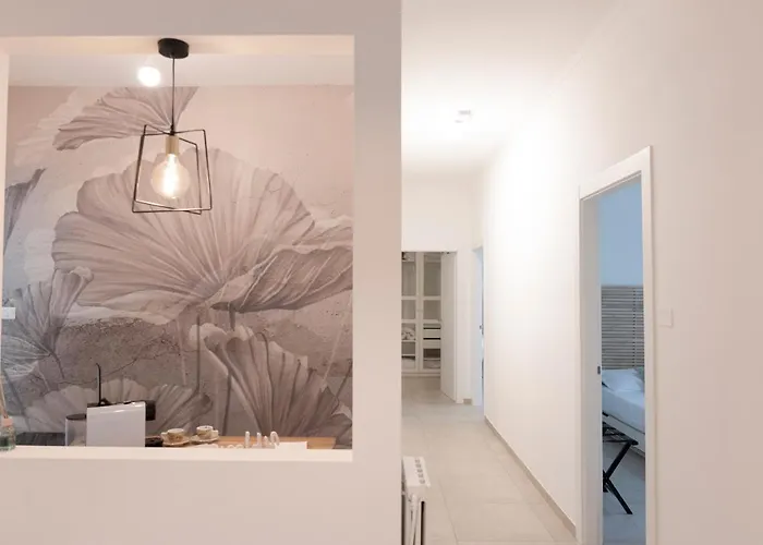 Paradise Near The Sea *